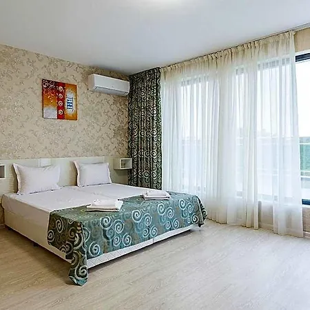 Capri 3* Пловдив