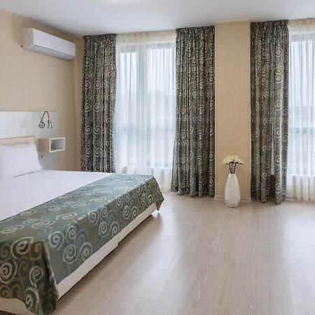 Capri 3* Пловдив